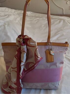 Coach Pink Signature Tote without Scarf